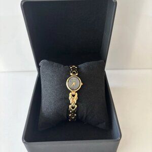 VINTAGE Seiko Women Quartz Watch 1NOO-5G5A Back Dial Gold Tone 2 Diamonds